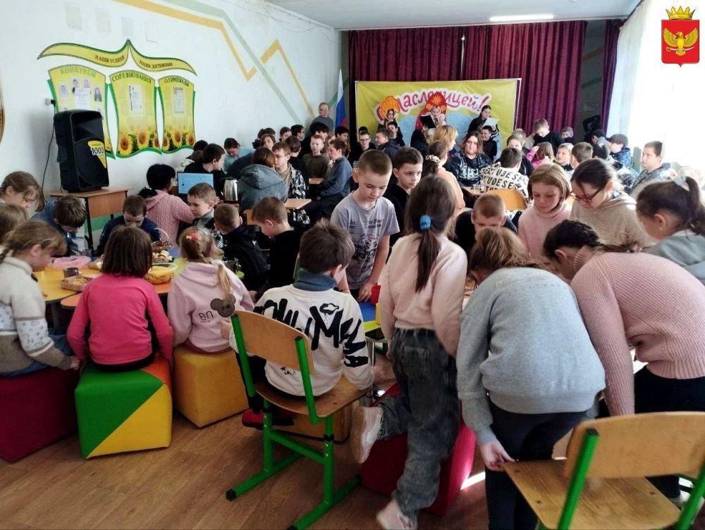 В рамках празднования Масленичной недели в ГБУ ОО ЗО "Партизанская СОШ" Приморского муниципального округа для учащихся было проведено праздничное мероприятие "ШИРОКАЯ МАСЛЕНИЦА" В рамках празднования Масленичной недели в ГБУ ОО ЗО "Партизанская СОШ" Приморского муниципального округа для учащихся было проведено праздничное мероприятие "ШИРОКАЯ МАСЛЕНИЦА"