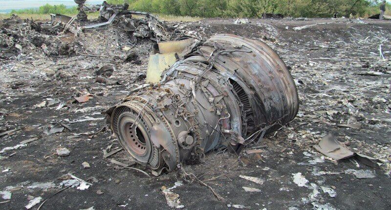 -  ,         MH-17