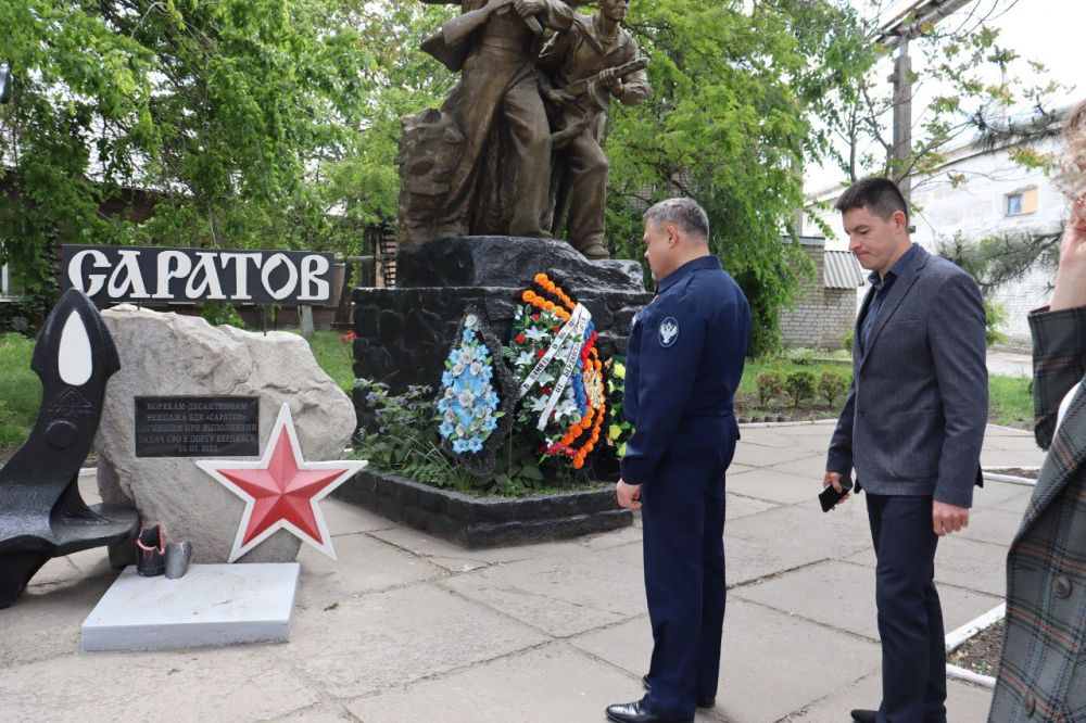 В рамках рабочего визита в Запорожскую область делегация Федерального казначейства во главе с заместителем руководителя А.Ю. Демидовым посетила государственное унитарное предприятие Запорожской области «Бердянский морской...