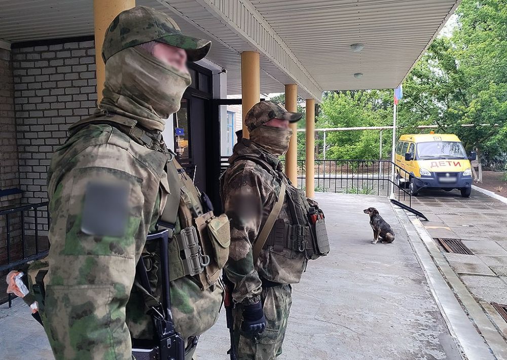 Росгвардия обеспечила безопасность Последних звонков в Запорожской области