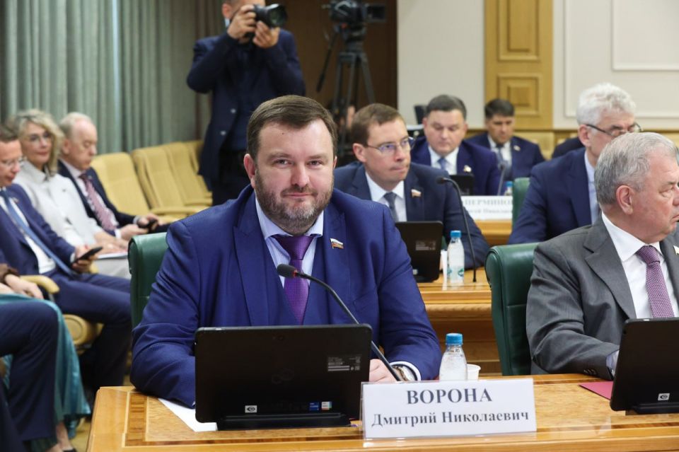 Дмитрий Ворона: В открытом диалоге с Министром экономического развития Максимом Геннадьевичем Решетниковым отметил высокий уровень поддержки, которую оказывает Министерство бизнесу воссоединенных регионов Дмитрий Ворона: В открытом диалоге с Министром экономического развития Максимом Геннадьевичем Решетниковым отметил высокий уровень поддержки, которую оказывает Министерство бизнесу воссоединенных регионов