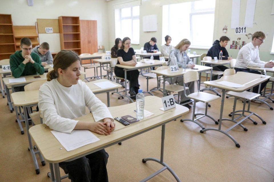 Ирина Гехт: В эти дни школьники нашей страны сдают Единый госэкзамен