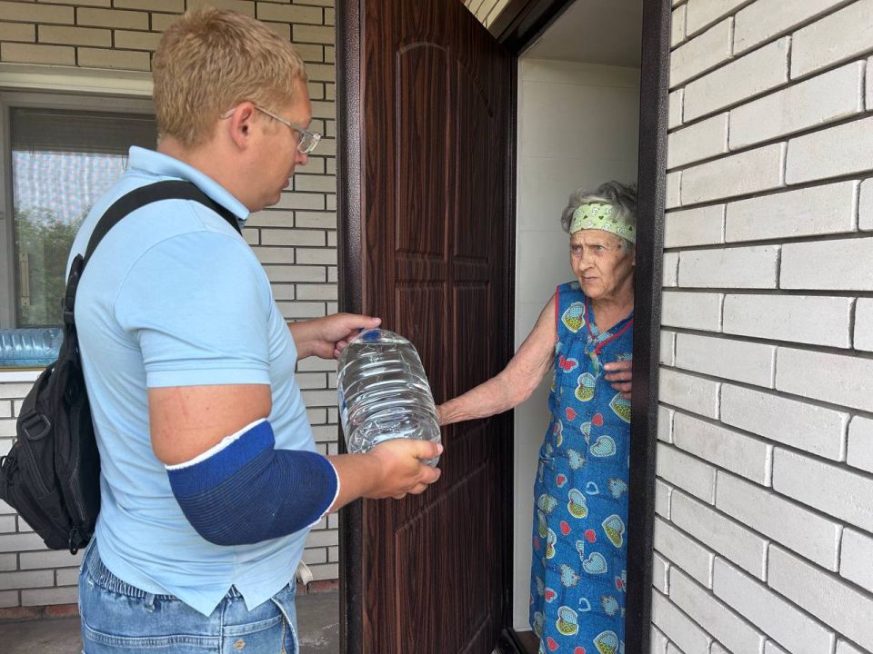 Администрация Приморского муниципального округа обеспечивает бесплатно питьевой водой незащищённые слои населения