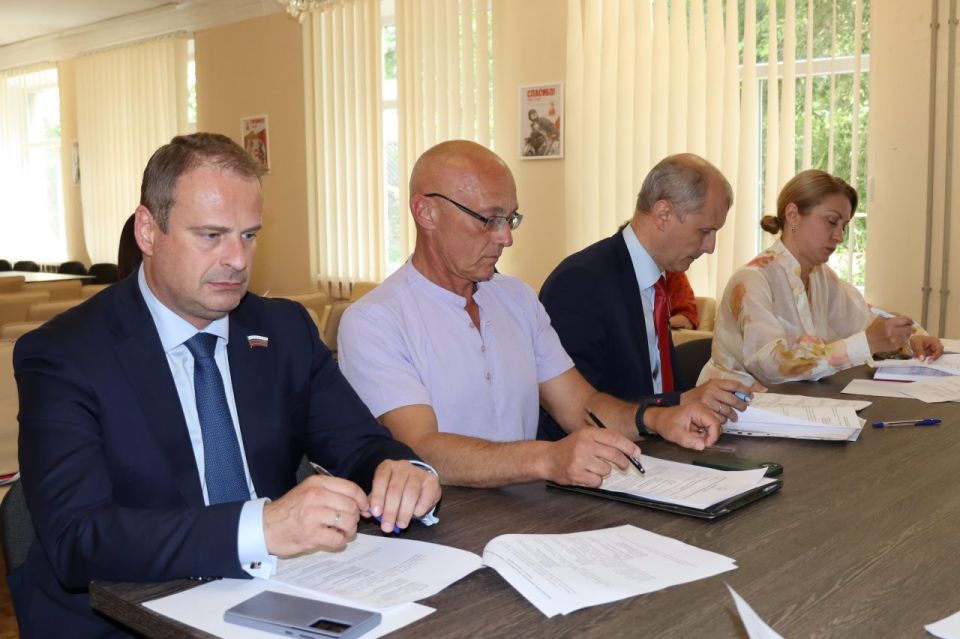 Виктор Емельяненко провел заседание Совета Законодательного Собрания Запорожской области