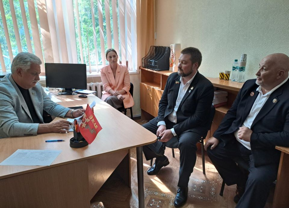 Глава Бердянска Андрей Ковганко: «Главное для меня – говорить честно и прямо» Глава Бердянска Андрей Ковганко: «Главное для меня – говорить честно и прямо»