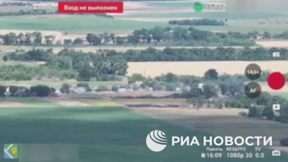 Минобороны России показало кадры освобождения населенного пункта Запорожье в ДНР, где бойцы группировки войск &quot;Восток&quot; разбили подразделения 37-й отдельной бригады морской пехоты ВСУ