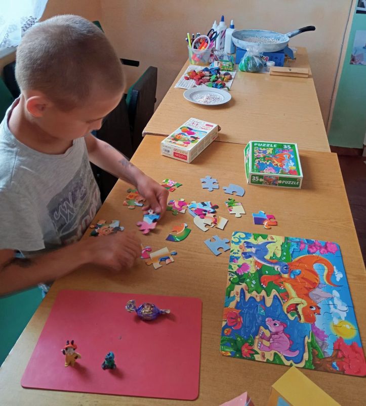 Давайте вместе открывать новые миры вместе с книгами! Приморская городская библиотека, расположенная во второй части города по ул. Шевченко, ждет своих разновозрастных читателей: детей, их родителей, бабушек и дедушек! Давайте вместе открывать новые миры вместе с книгами! Приморская городская библиотека, расположенная во второй части города по ул. Шевченко, ждет своих разновозрастных читателей: детей, их родителей, бабушек и дедушек!