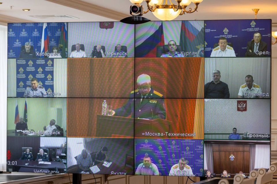 Председатель СК России принял участие в торжественном собрании, посвящённом 10-летию образования Союза ветеранов следствия Председатель СК России принял участие в торжественном собрании, посвящённом 10-летию образования Союза ветеранов следствия