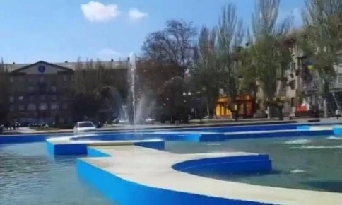 В Мелитополе обновили фонтан на площади Победы