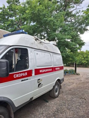 В субботу целенаправленная атака БПЛА украинских боевиков уничтожила автомобиль скорой медицинской помощи в с. Знаменка Запорожской области атакована скорая