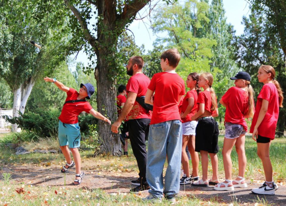    &quot;&quot;  -      &quot; &quot;  &quot;&quot;