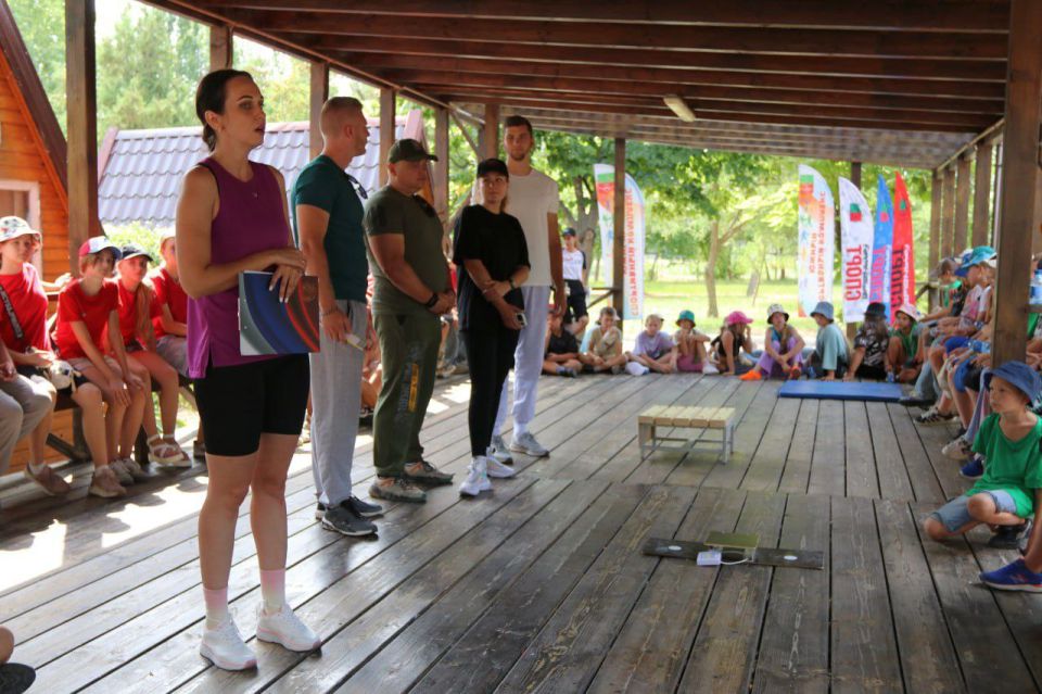    &quot;&quot;  -      &quot; &quot;  &quot;&quot;