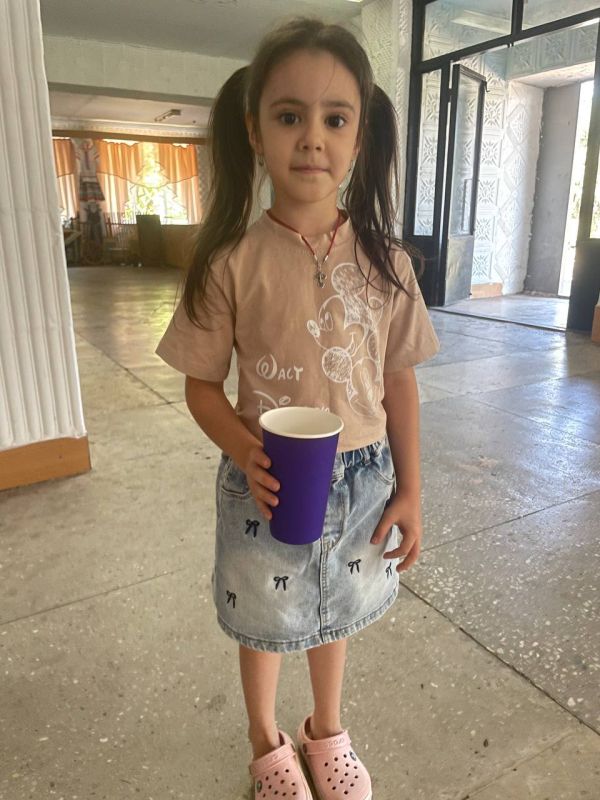 24 июля в Надеждинском Доме культуры прошла игровая развлекательная программа для детей «День весёлых затей» 24 июля в Надеждинском Доме культуры прошла игровая развлекательная программа для детей «День весёлых затей»