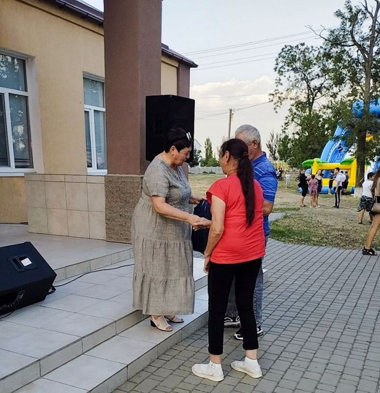 26 июля в селе Гирсовка прошёл традиционный праздник День села «Я здесь живу и край мне этот дорог» 26 июля в селе Гирсовка прошёл традиционный праздник День села «Я здесь живу и край мне этот дорог»