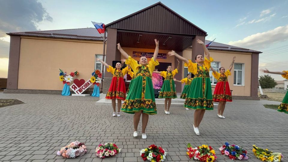 Земский работник культуры Ирина Серебрякова вдохнула жизнь в культуру села Надеждино Земский работник культуры Ирина Серебрякова вдохнула жизнь в культуру села Надеждино