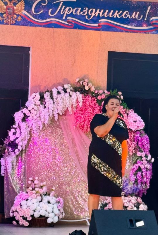 26 июля в селе Гирсовка прошёл традиционный праздник День села «Я здесь живу и край мне этот дорог» 26 июля в селе Гирсовка прошёл традиционный праздник День села «Я здесь живу и край мне этот дорог»