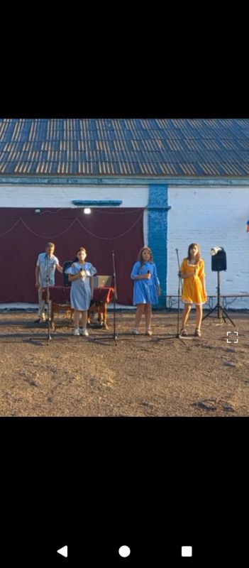 В Степановском Втором сельском доме культуры прошел летний концерт "Июльская пора" .Творческие коллективы Степановского и Богдановского домов культуры подготовили насыщенную разнообразную программу.Прозвучали заводные и... В Степановском Втором сельском доме культуры прошел летний концерт "Июльская пора" .Творческие коллективы Степановского и Богдановского домов культуры подготовили насыщенную разнообразную программу.Прозвучали заводные и...