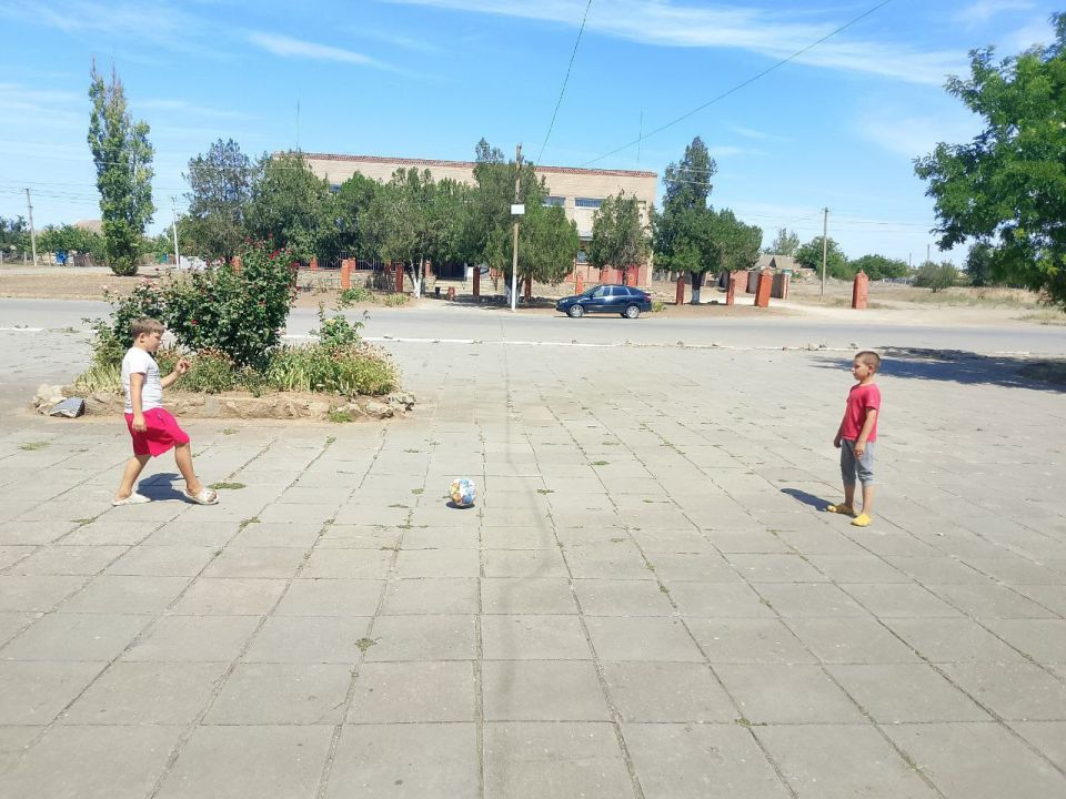 В Волчанском сельском клубе для детей ежедневно проводится культурно- досуговые мероприятия В Волчанском сельском клубе для детей ежедневно проводится культурно- досуговые мероприятия