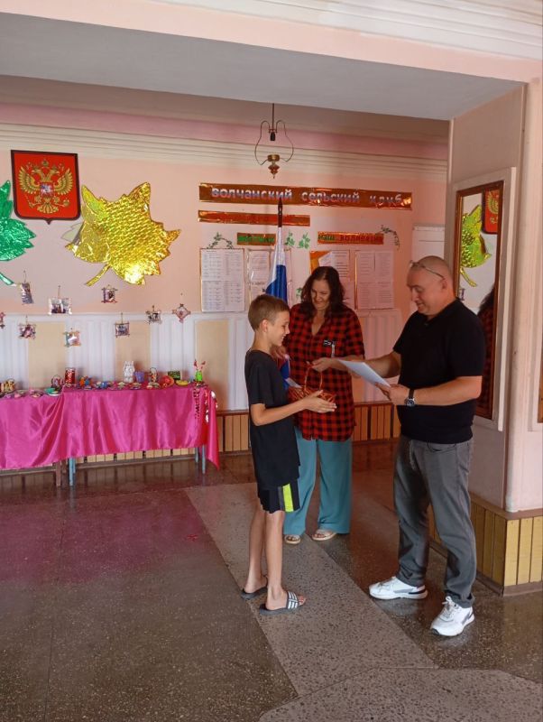 В Волчанском сельском клубе для детей ежедневно проводится культурно- досуговые мероприятия В Волчанском сельском клубе для детей ежедневно проводится культурно- досуговые мероприятия