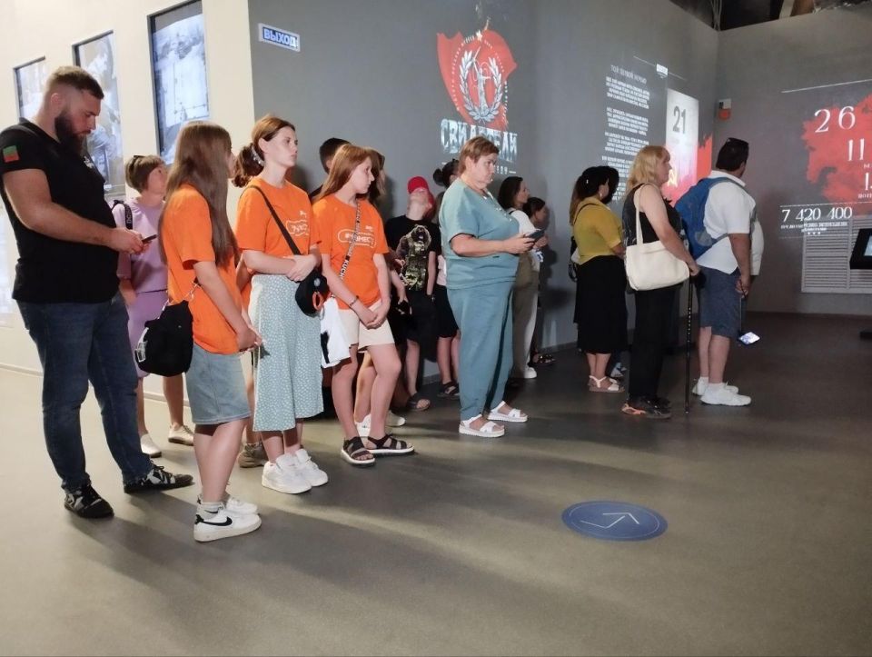 Херсонские ветераны СВО познакомились в Мелитополе с выставкой "Свидетели Великой Победы" Херсонские ветераны СВО познакомились в Мелитополе с выставкой "Свидетели Великой Победы"