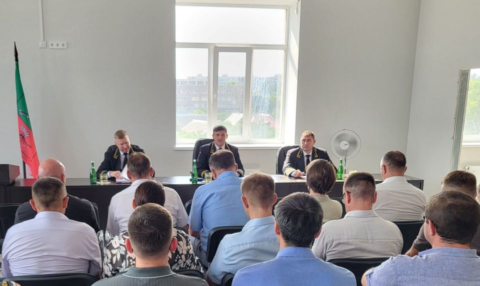 В Запорожском областном суде состоялось отчетное мероприятие, посвященное подведению итогов работы судебной системы региона за первое полугодие 2025 года В Запорожском областном суде состоялось отчетное мероприятие, посвященное подведению итогов работы судебной системы региона за первое полугодие 2025 года