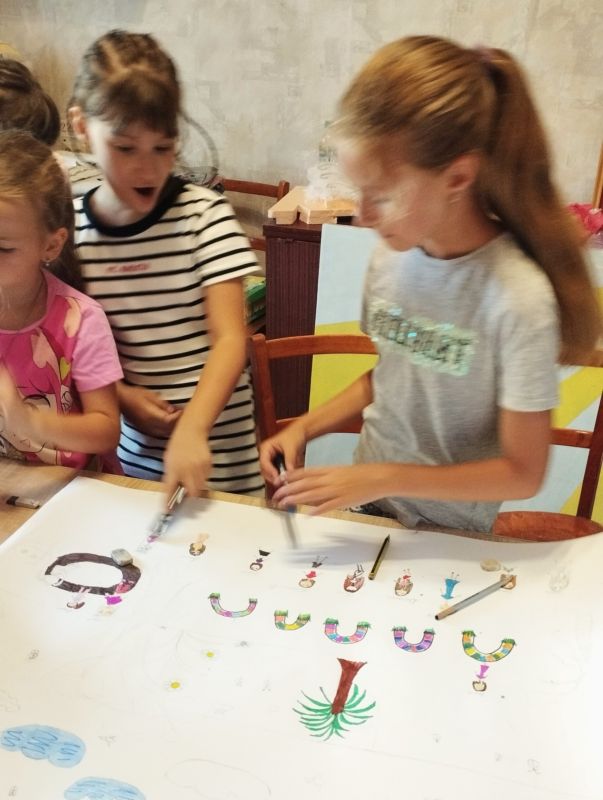 Вот и наступил последний месяц лета Вот и наступил последний месяц лета