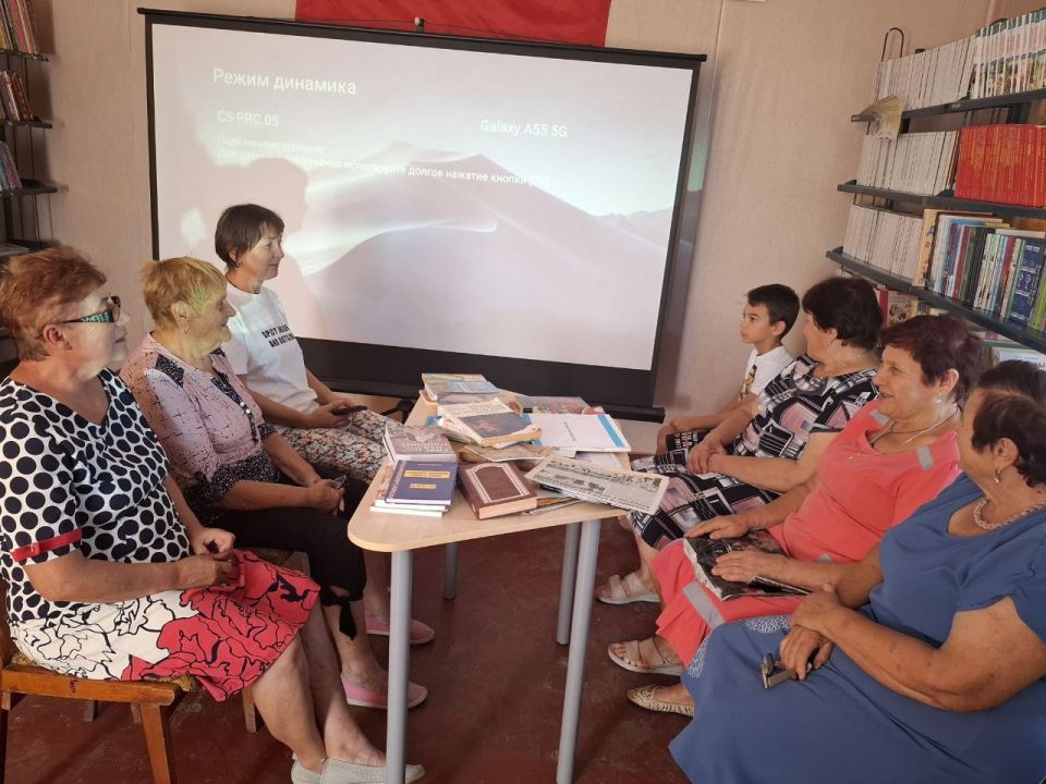 С радостью сообщаем вам о первом заседании нашего библио-клуба "Культурное наследие" в Богдановской сельской библиотеке, которое прошло сегодня ,в теплой и дружеской атмосфере С радостью сообщаем вам о первом заседании нашего библио-клуба "Культурное наследие" в Богдановской сельской библиотеке, которое прошло сегодня ,в теплой и дружеской атмосфере