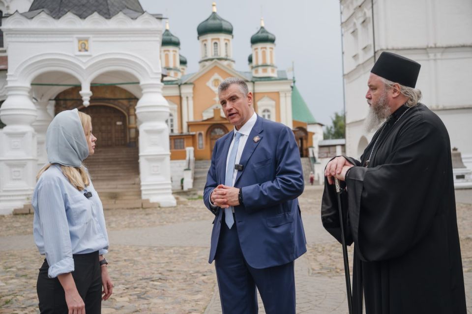 Проблема развития малых городов в России носит системный и многогранный характер, требующий комплексного и взвешенного подхода Проблема развития малых городов в России носит системный и многогранный характер, требующий комплексного и взвешенного подхода