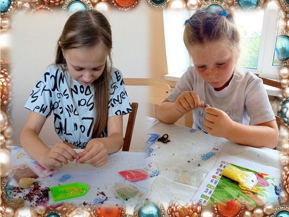 «Вместе весело творить!». В Шевченковской сельской библиотеке в очередной раз прошла творческая встреча детского хобби-клуба «Самоделкины» - «Вместе весело творить!» «Вместе весело творить!». В Шевченковской сельской библиотеке в очередной раз прошла творческая встреча детского хобби-клуба «Самоделкины» - «Вместе весело творить!»