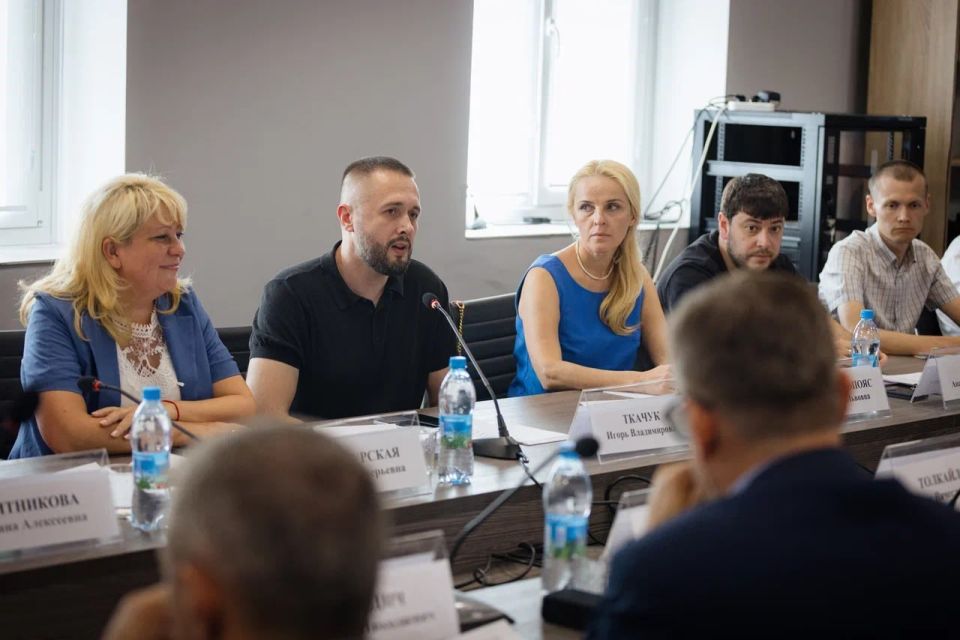 � ���������� ������ ������� ��������� ��������� �������-������������ ������ � ��������������� ���������� �����������