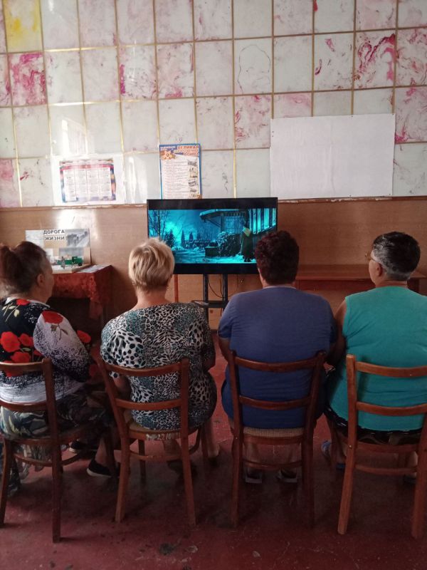 В Николаевском сельском доме культуры был показан филльм "Группа крови" В Николаевском сельском доме культуры был показан филльм "Группа крови"