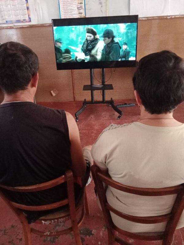 В Николаевском сельском доме культуры был показан филльм "Группа крови" В Николаевском сельском доме культуры был показан филльм "Группа крови"