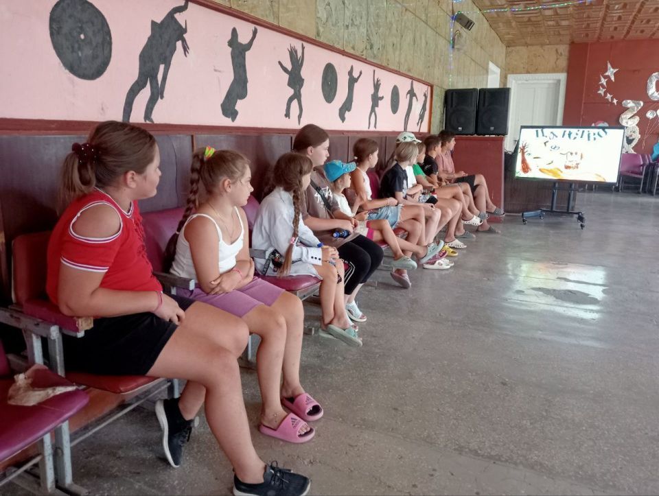 Во Владимировском СДК сотрудники провели познавательный час "Коррупция в мире сказок" Во Владимировском СДК сотрудники провели познавательный час "Коррупция в мире сказок"