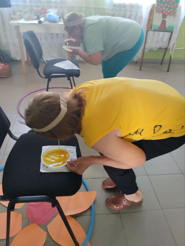 "ТРИ СПАСА АВГУСТА". В Гаммовском сельском доме культуры состоялось яркое заседание женского клуба "Огонёк", посвящённое трем августовским Спасам - Медовому, Яблочному и Ореховому "ТРИ СПАСА АВГУСТА". В Гаммовском сельском доме культуры состоялось яркое заседание женского клуба "Огонёк", посвящённое трем августовским Спасам - Медовому, Яблочному и Ореховому