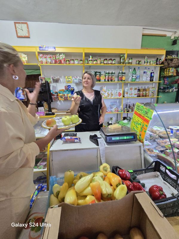 С целью формирования духовного мира детей через знакомство с народными праздниками и традициями 19 августа в Надеждинском Доме культуры прошло мероприятие познавательно-развлекательного характера «Яблочный Спас» С целью формирования духовного мира детей через знакомство с народными праздниками и традициями 19 августа в Надеждинском Доме культуры прошло мероприятие познавательно-развлекательного характера «Яблочный Спас»