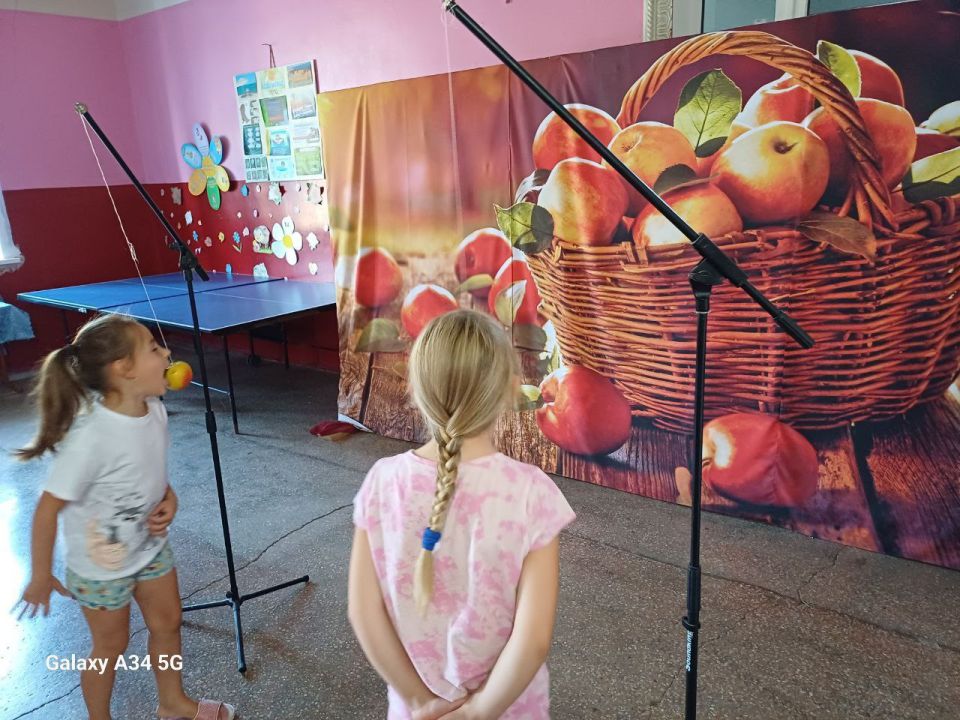 19 августа В Атманайском СДК прошел замечательный праздник "Яблочный Спас!" 19 августа В Атманайском СДК прошел замечательный праздник "Яблочный Спас!"