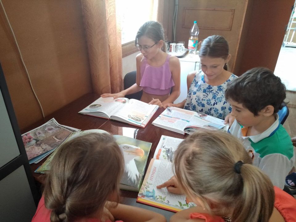 Сегодня в нашем Строгановском Доме культуры прошло познавательное мероприятие «Красная книга» Сегодня в нашем Строгановском Доме культуры прошло познавательное мероприятие «Красная книга»