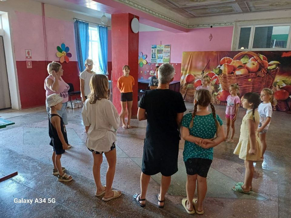 19 августа В Атманайском СДК прошел замечательный праздник "Яблочный Спас!" 19 августа В Атманайском СДК прошел замечательный праздник "Яблочный Спас!"