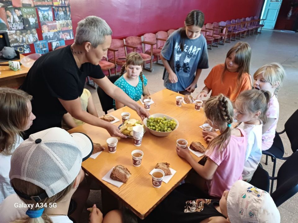 19 августа В Атманайском СДК прошел замечательный праздник "Яблочный Спас!" 19 августа В Атманайском СДК прошел замечательный праздник "Яблочный Спас!"