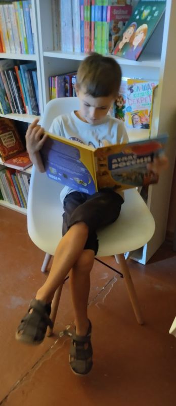 День Российского флага-это наш общий праздник, вне зависимости от возраста и социального положения День Российского флага-это наш общий праздник, вне зависимости от возраста и социального положения