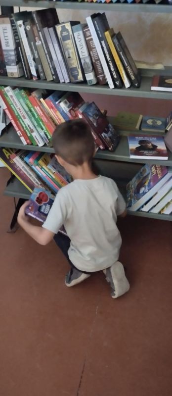 День Российского флага-это наш общий праздник, вне зависимости от возраста и социального положения День Российского флага-это наш общий праздник, вне зависимости от возраста и социального положения