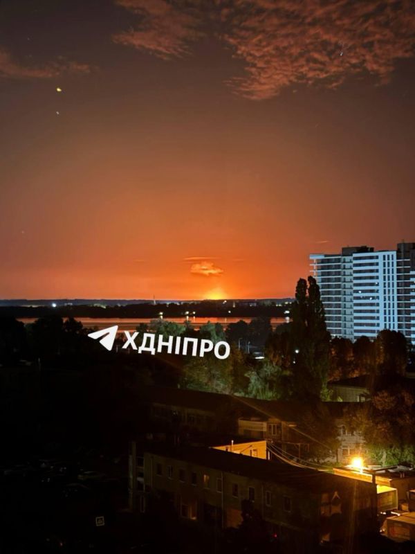 «Кинжалы» и «Цирконы» над Украиной: Армия России нанесла ночью мощный комбинированный удар по западным регионам «Кинжалы» и «Цирконы» над Украиной: Армия России нанесла ночью мощный комбинированный удар по западным регионам