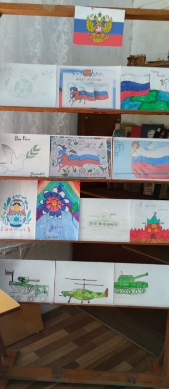 День Российского флага-это наш общий праздник, вне зависимости от возраста и социального положения День Российского флага-это наш общий праздник, вне зависимости от возраста и социального положения