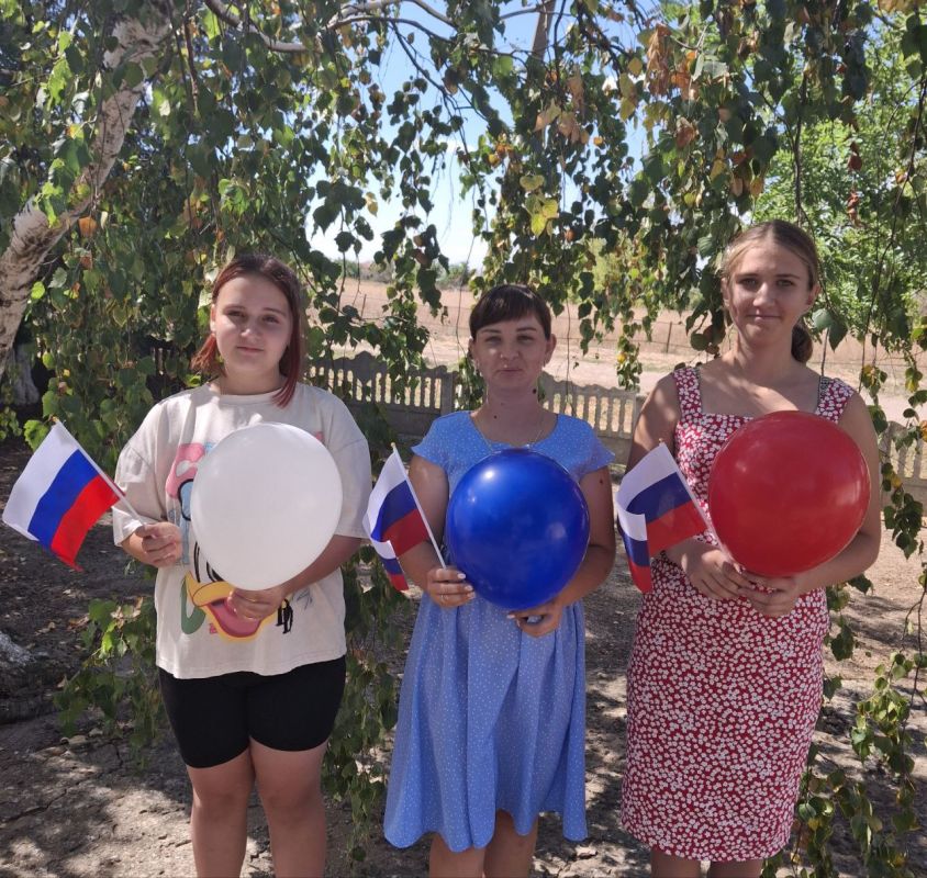 22 августа День российского флага! 22 августа День российского флага!