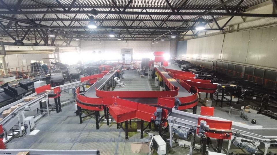 Максим Зубарев: ЗАПУЩЕНО ПРОИЗВОДСТВО ЛОГИСТИЧЕСКИХ РОБОТОВ