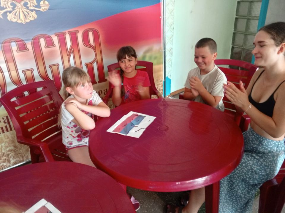 22 августа в России отмечается День Государственного флага России - символа суверенитета и единства 22 августа в России отмечается День Государственного флага России - символа суверенитета и единства