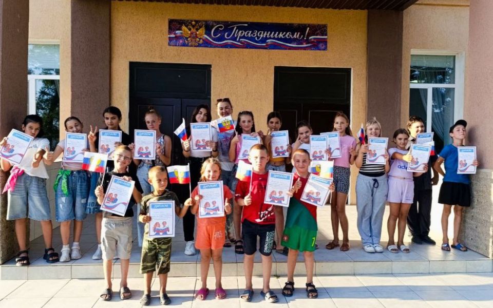 Увлекательное путешествие квест-игра «Загадки Триколора» в Гирсовском Доме культуры Увлекательное путешествие квест-игра «Загадки Триколора» в Гирсовском Доме культуры