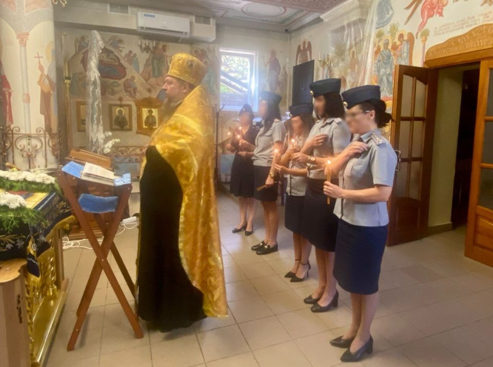 Сотрудники УФСИН России по Запорожской области приняли участие в молебне в честь небесного покровителя