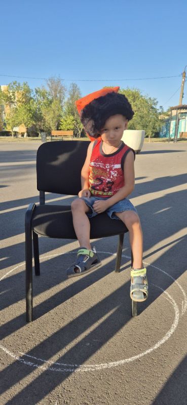 «Мир кино» так называлась развлекательная игровая программа которую, организовали 29 августа сотрудники Акимовского ЦДК, для всех, кто хотел окунуться в атмосферу кинематографа «Мир кино» так называлась развлекательная игровая программа которую, организовали 29 августа сотрудники Акимовского ЦДК, для всех, кто хотел окунуться в атмосферу кинематографа