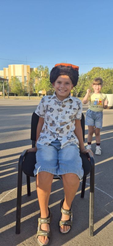 «Мир кино» так называлась развлекательная игровая программа которую, организовали 29 августа сотрудники Акимовского ЦДК, для всех, кто хотел окунуться в атмосферу кинематографа «Мир кино» так называлась развлекательная игровая программа которую, организовали 29 августа сотрудники Акимовского ЦДК, для всех, кто хотел окунуться в атмосферу кинематографа